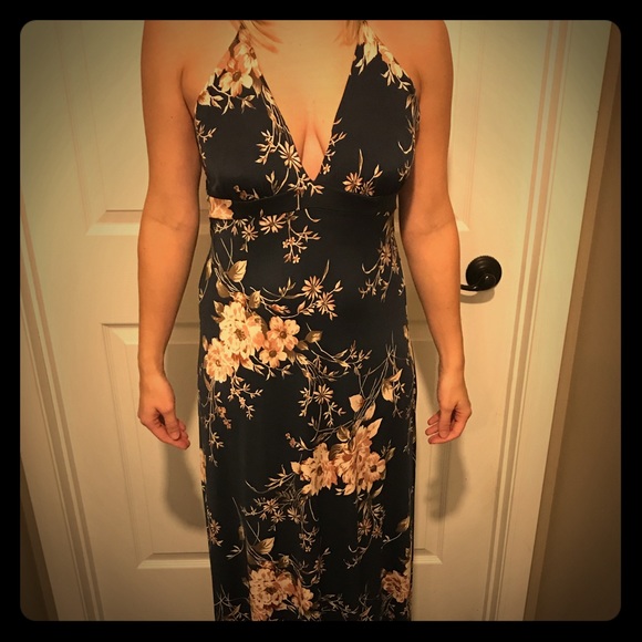Veronica M Dresses & Skirts - Veronica M Dress